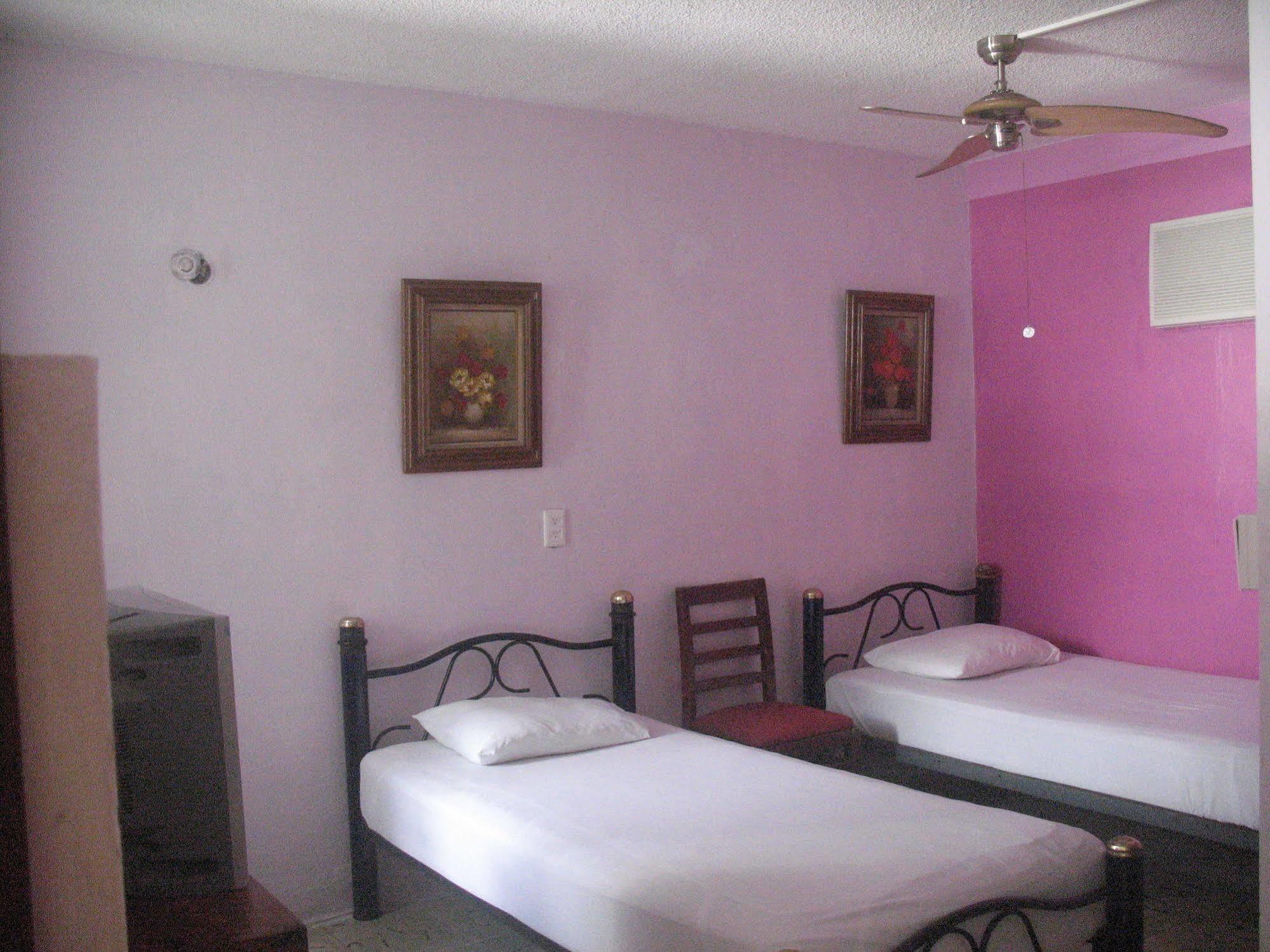 Hostel Mundo Maya Cancún Extérieur photo